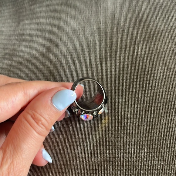 Chunky Ring with Stones - Picture 8 of 8